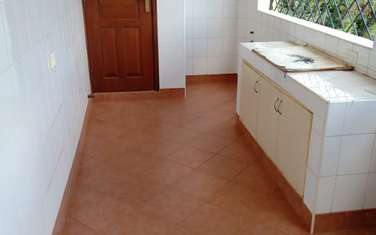 3 Bed Apartment with En Suite in Brookside
