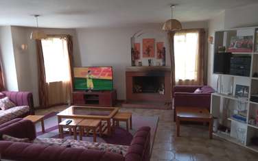 4 Bed House with En Suite in Loresho