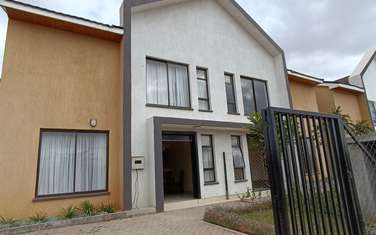 4 Bed House with Swimming Pool in Syokimau