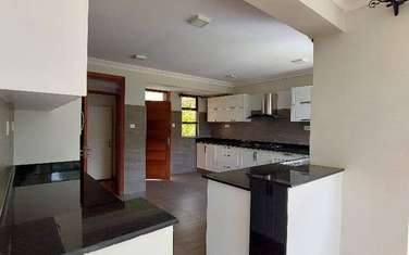 4 Bed Townhouse with Garden at Lavington
