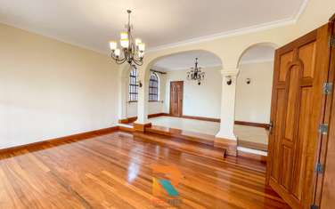 5 Bed House with En Suite in Thigiri