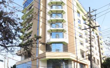 1,000 ft² Commercial Property with Service Charge Included in Hurlingham