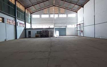 4,000 ft² Warehouse with Service Charge Included in Ruaraka