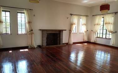 4 Bed Townhouse with En Suite at Mae Ridge