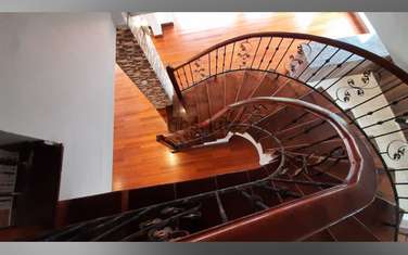 Serviced 4 Bed Apartment with En Suite in Upper Hill