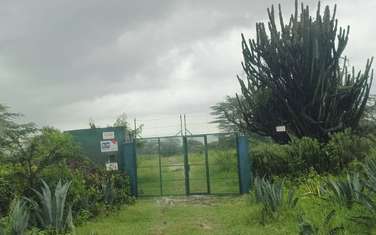 Commercial Land in Mlolongo