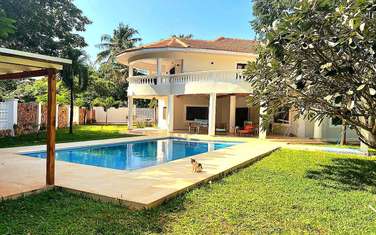 4 Bed Villa with En Suite in Diani