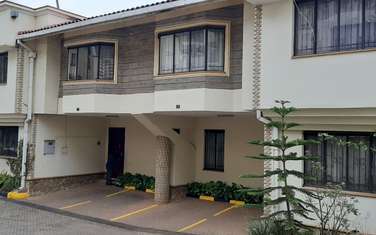 4 Bed Townhouse with En Suite in Brookside