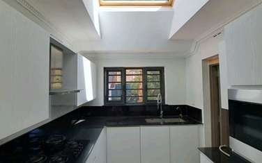 3 Bed Townhouse with En Suite at Lenana Road