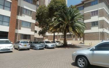 Commercial Property with Parking in Hurlingham