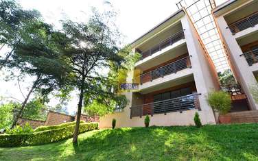 4 Bed House with Garage in Kitisuru