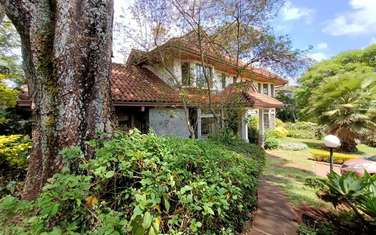 5 Bed Townhouse with En Suite in Rosslyn