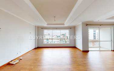 3 Bed Apartment with En Suite at Riverside