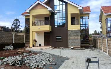 5 Bed House with En Suite in Gikambura