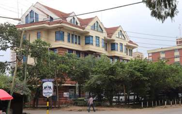 1,150 ft² Office with Fibre Internet at Chaka Rd