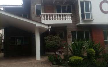 4 Bed House in Spring Valley