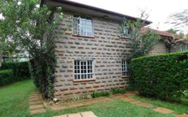 1 Bed House with Garden at Lavington Mall