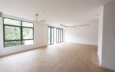 4 Bed House with En Suite at Two Rivers