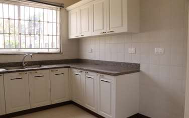 2 Bed Apartment with Parking in Runda