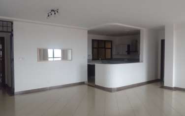 2 Bed Apartment with En Suite in Parklands