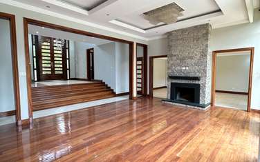 5 Bed House with En Suite in Karen
