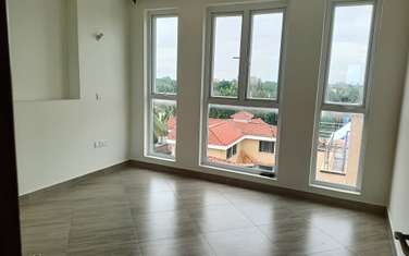 2 Bed Apartment with En Suite at Beach Road