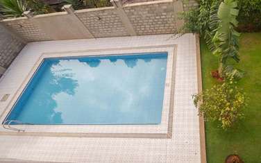 Serviced 2 Bed Apartment with En Suite in Kilimani