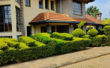 4 Bed House with En Suite in Karen