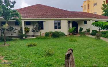 3 Bed Townhouse with En Suite in Bamburi