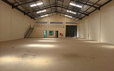 7,822 ft² Warehouse with Service Charge Included at Athi River