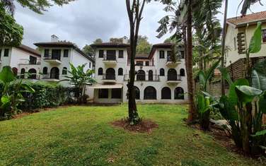 4 Bed Townhouse with En Suite at Riverside Drive