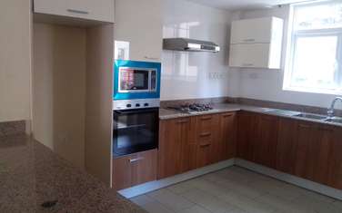 3 Bed Apartment with En Suite in Kilimani