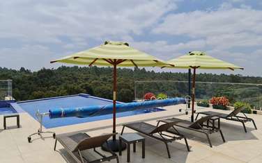 3 Bed Apartment with En Suite at Peponi Road