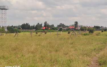 Land at Nairobi Namanga Road