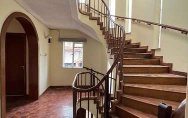 4 Bed Townhouse with En Suite in Lavington