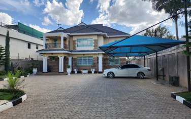 5 Bed House with En Suite at Acacia