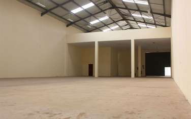 8200 ft² warehouse for rent in Juja
