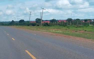 Land in Kikambala