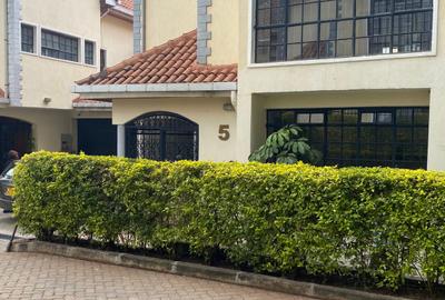 4 Bed Townhouse with En Suite in Westlands Area - 2