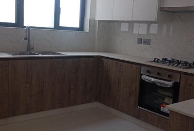 3 Bed Apartment with En Suite at Brookside Gardens - 3