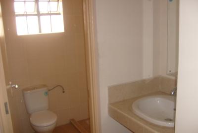 2 Bed Apartment with En Suite at Sunrise Park - 2