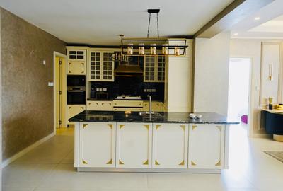 Furnished 4 Bed Apartment with En Suite at 2026-510 - 3