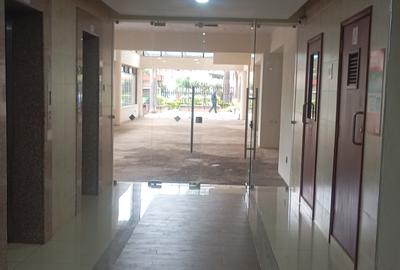 70,000 ft² Office with Service Charge Included at Off Parklands Road - 3