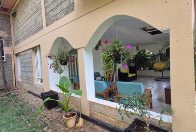 5 Bed House with En Suite at Hardy Area - 2