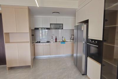 Furnished 3 Bed Apartment with En Suite in Riverside - 3