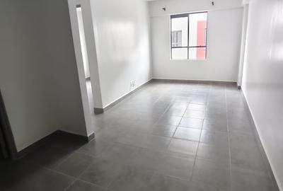 1 Bed Apartment with Swimming Pool in Garden Estate - 4