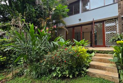 4 Bed Townhouse with En Suite in Kilimani - 2
