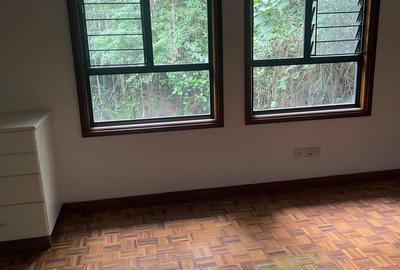 2 Bed Townhouse with En Suite in Kileleshwa - 4