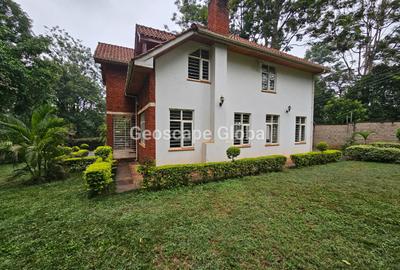 5 Bed House with En Suite in Rosslyn