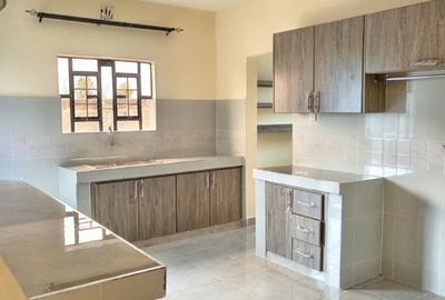 3 Bed House with En Suite in Kitengela - 2